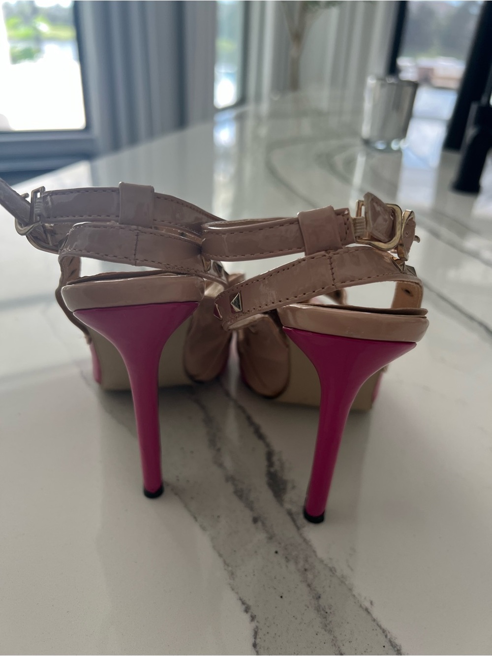 Heels - Picture 4 of 6